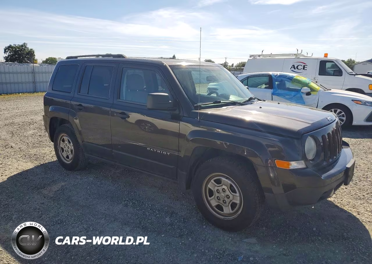 2014 Jeep Patriot Sport VIN:1C4NJPBB9ED642565 - 4