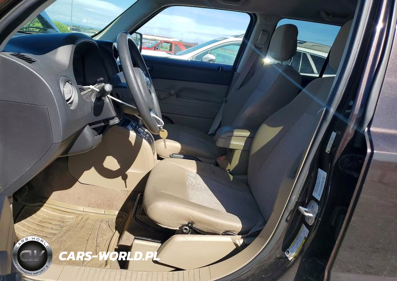 2014 Jeep Patriot Sport VIN:1C4NJPBB9ED642565 - 7