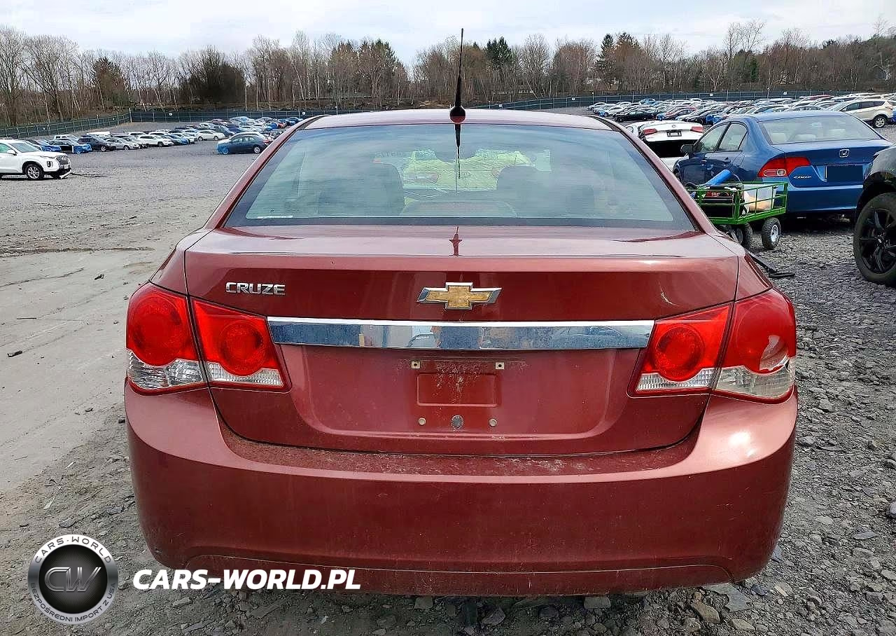 2013 Chevrolet Cruze Ls VIN:1G1PA5SH7D7116443 - 6