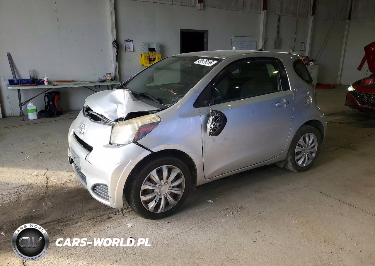 2013 Scion Iq Base – zdjęcie 1 z 12