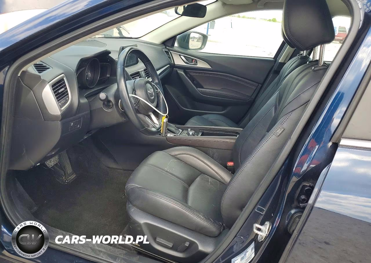 2018 Mazda 3 Touring VIN:3MZBN1L39JM261323 - 7