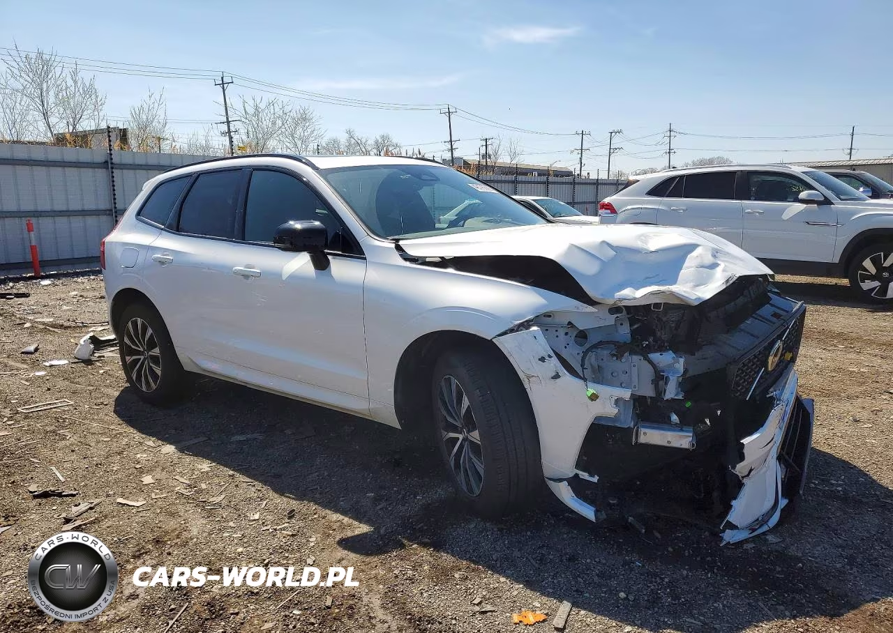 2024 Volvo Xc60 Core VIN:YV4L12RK0R1822232 - 4