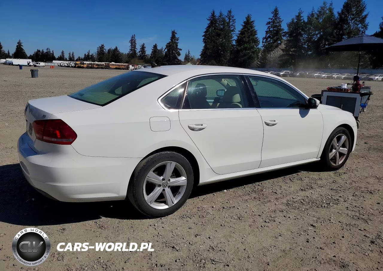 2013 Volkswagen Passat Se VIN:1VWBH7A36DC088489 - 3