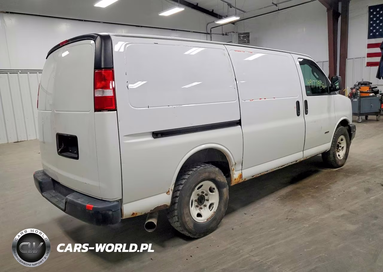 2019 Chevrolet Express G2500 VIN:1GCWGAF12K1256150 - 3