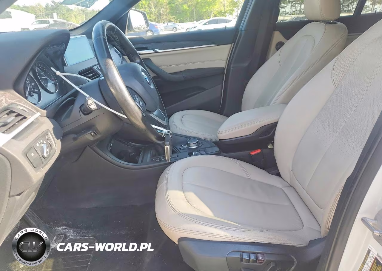 2018 BMW X1 Sdrive28I VIN:WBXHU7C39J5H38976 - 7