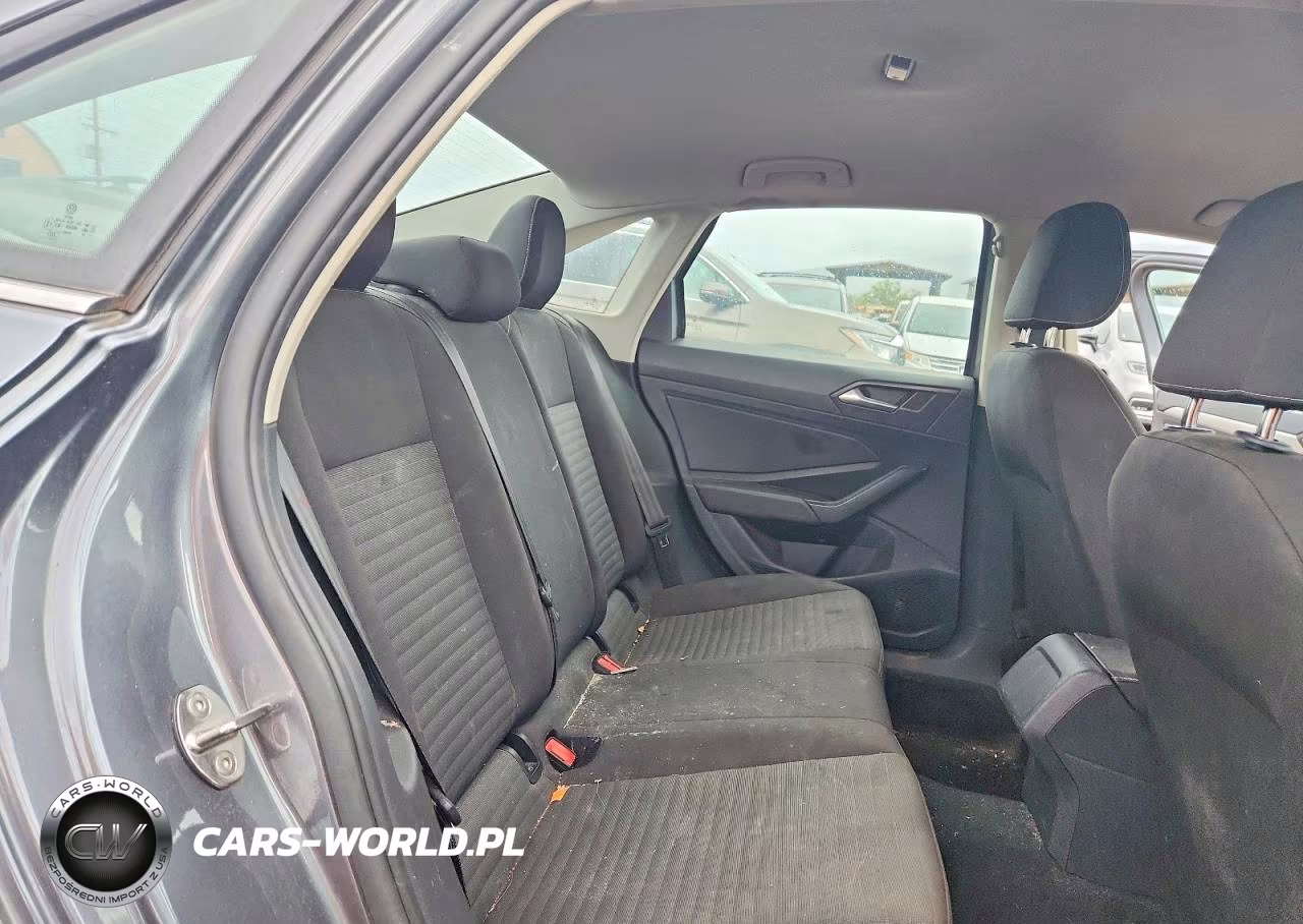 2024 Volkswagen Jetta S VIN:3VW5M7BU0RM036331 - 10