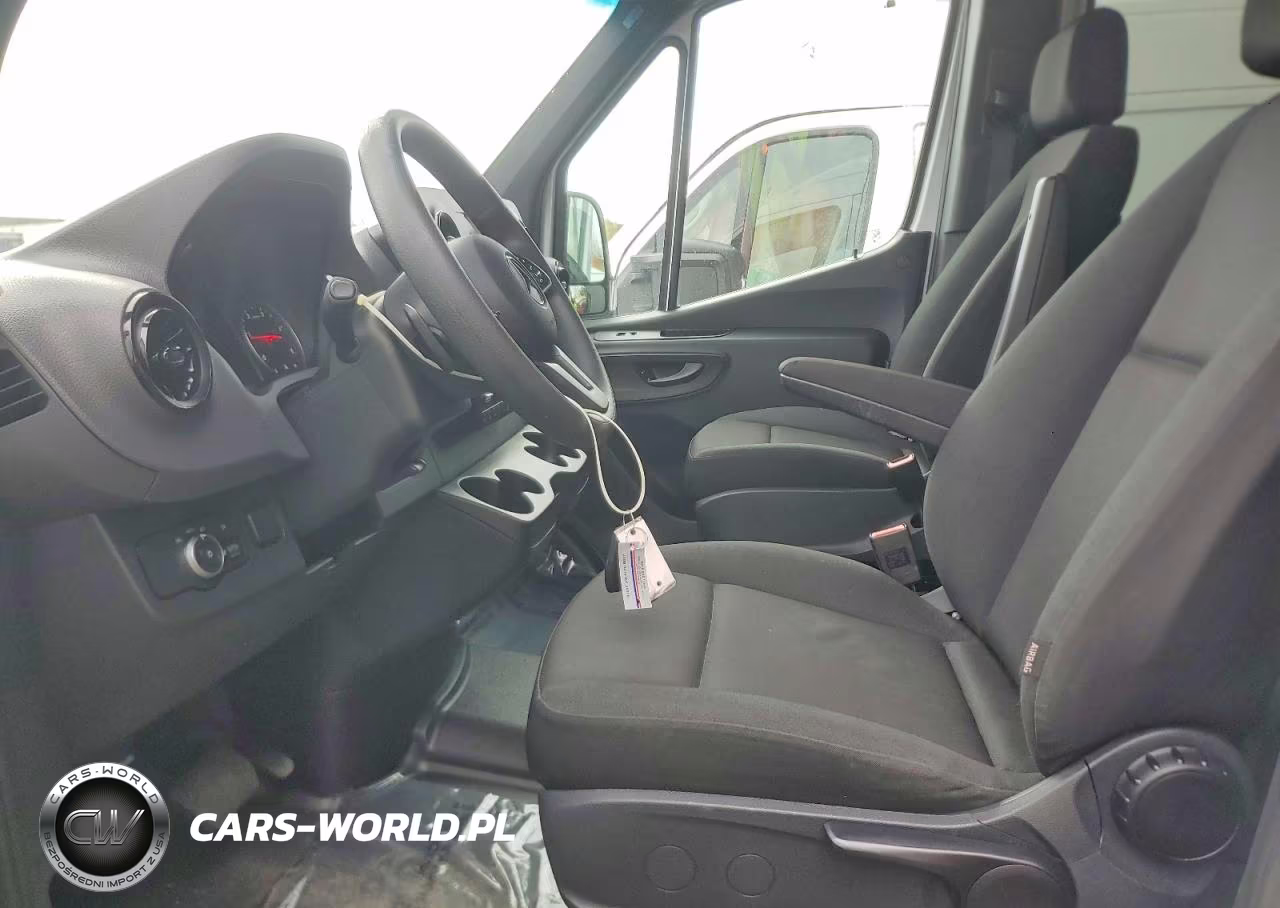 2024 Mercedes Benz Sprinter 2500 VIN:W1Z4KFHY7RP732615 - 7