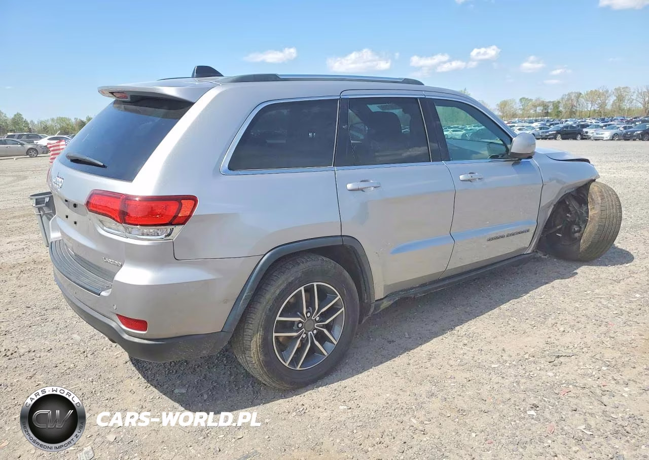 2020 Jeep Grand Cherokee Laredo VIN:1C4RJFAG7LC145638 - 3