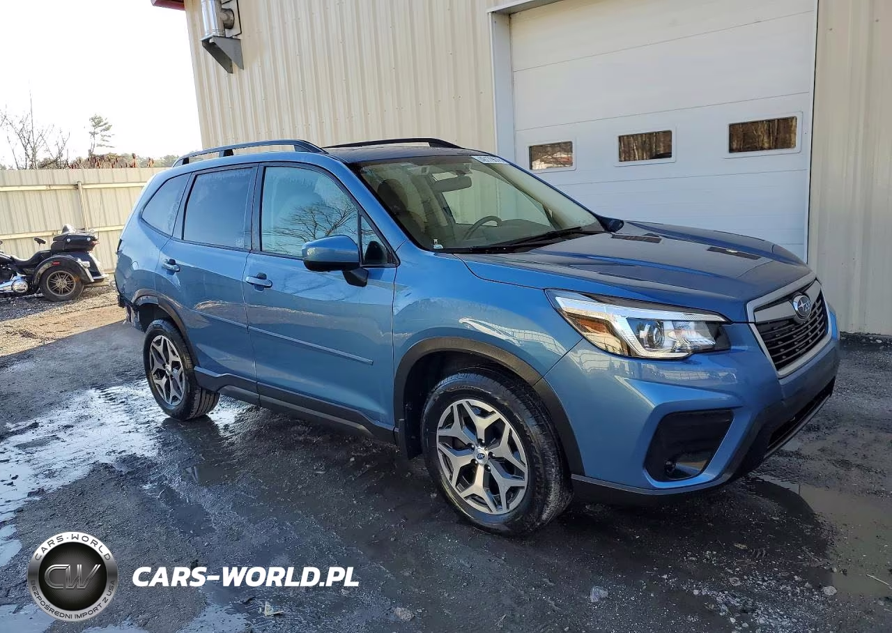 2020 Subaru Forester Premium VIN:JF2SKAJC0LH402769 - 4