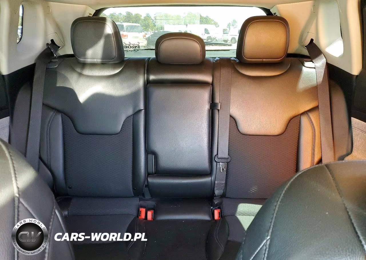 2022 Jeep Compass Latitude VIN:3C4NJCBB6NT137697 - 10
