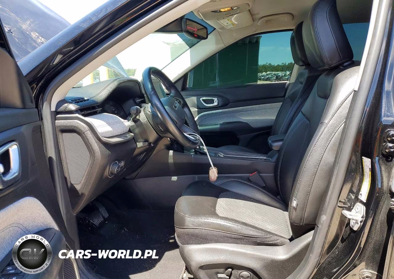 2022 Jeep Compass Latitude VIN:3C4NJCBB6NT137697 - 7
