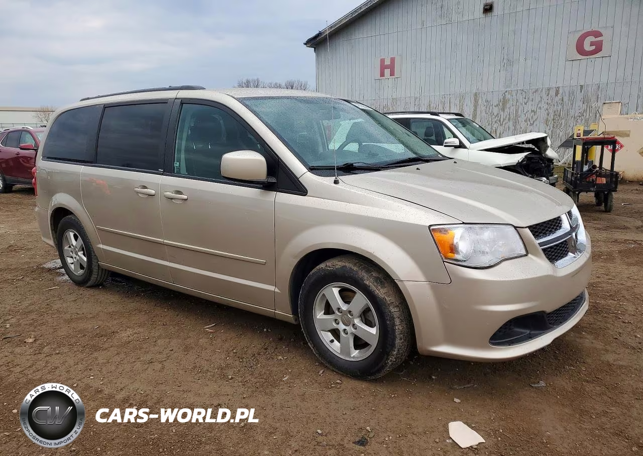 2013 Dodge Grand Caravan Sxt VIN:2C4RDGCG2DR610975 - 4