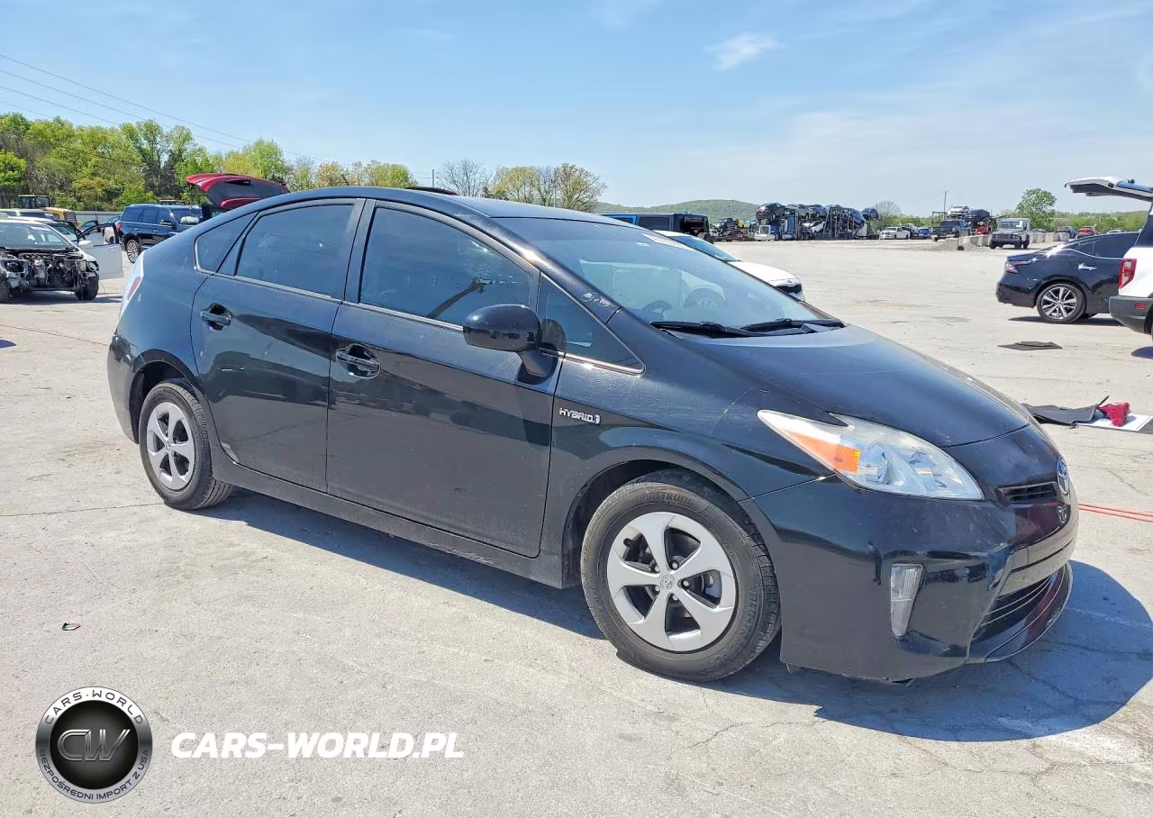 2012 Toyota Prius Four VIN:JTDKN3DU1C5464267 - 4