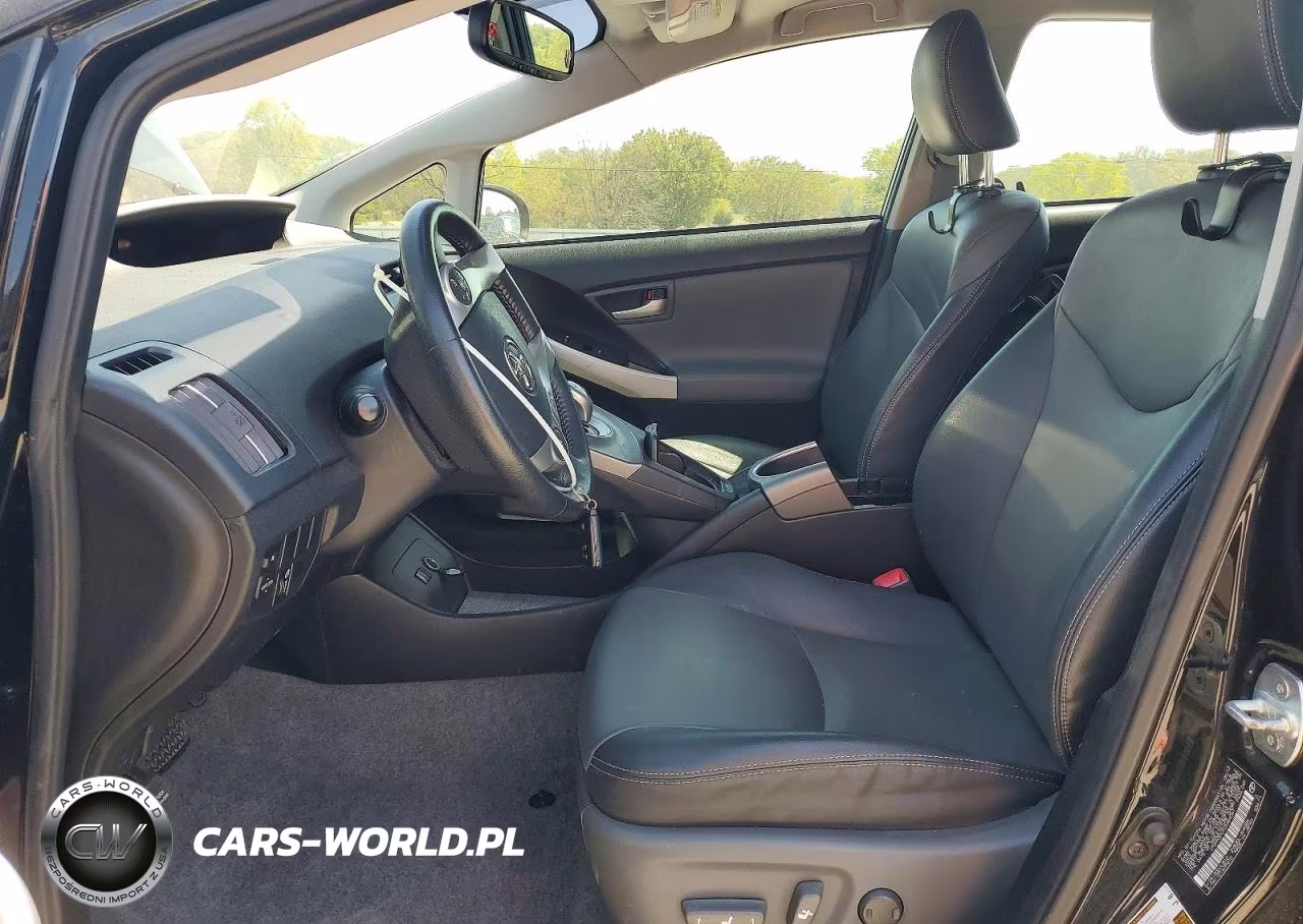 2012 Toyota Prius Four VIN:JTDKN3DU1C5464267 - 7