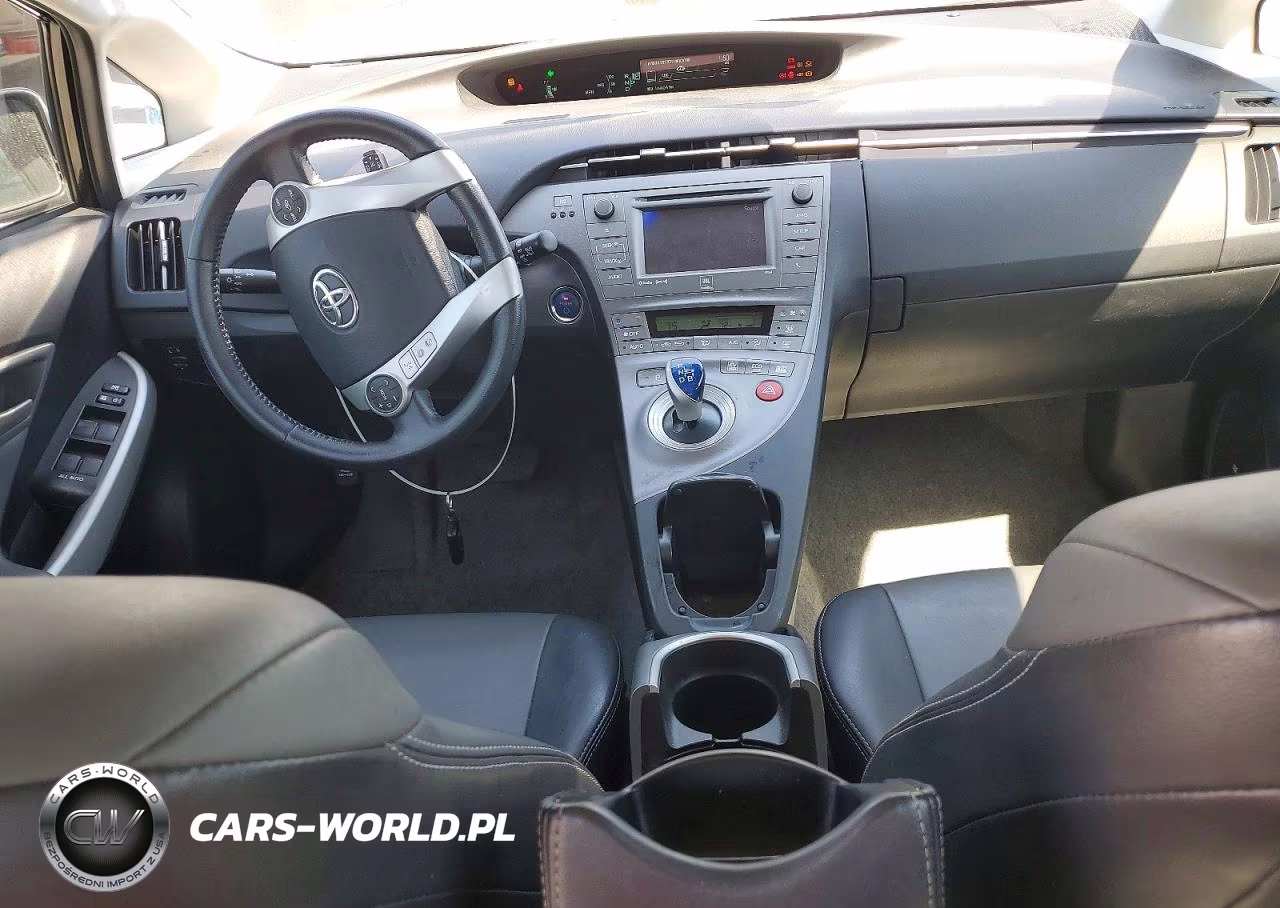 2012 Toyota Prius Four VIN:JTDKN3DU1C5464267 - 8