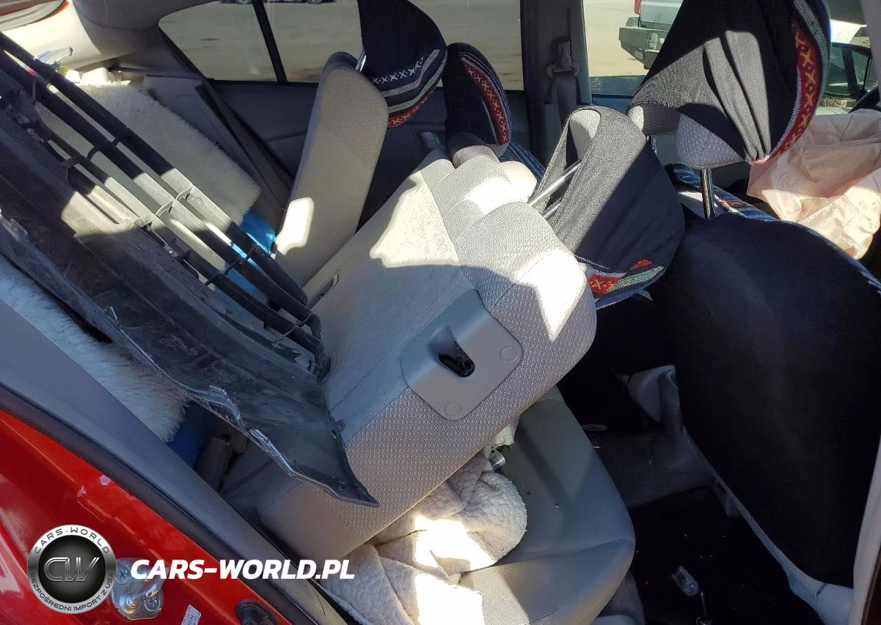 2014 Honda Insight VIN:JHMZE2H39ES003184 - 10