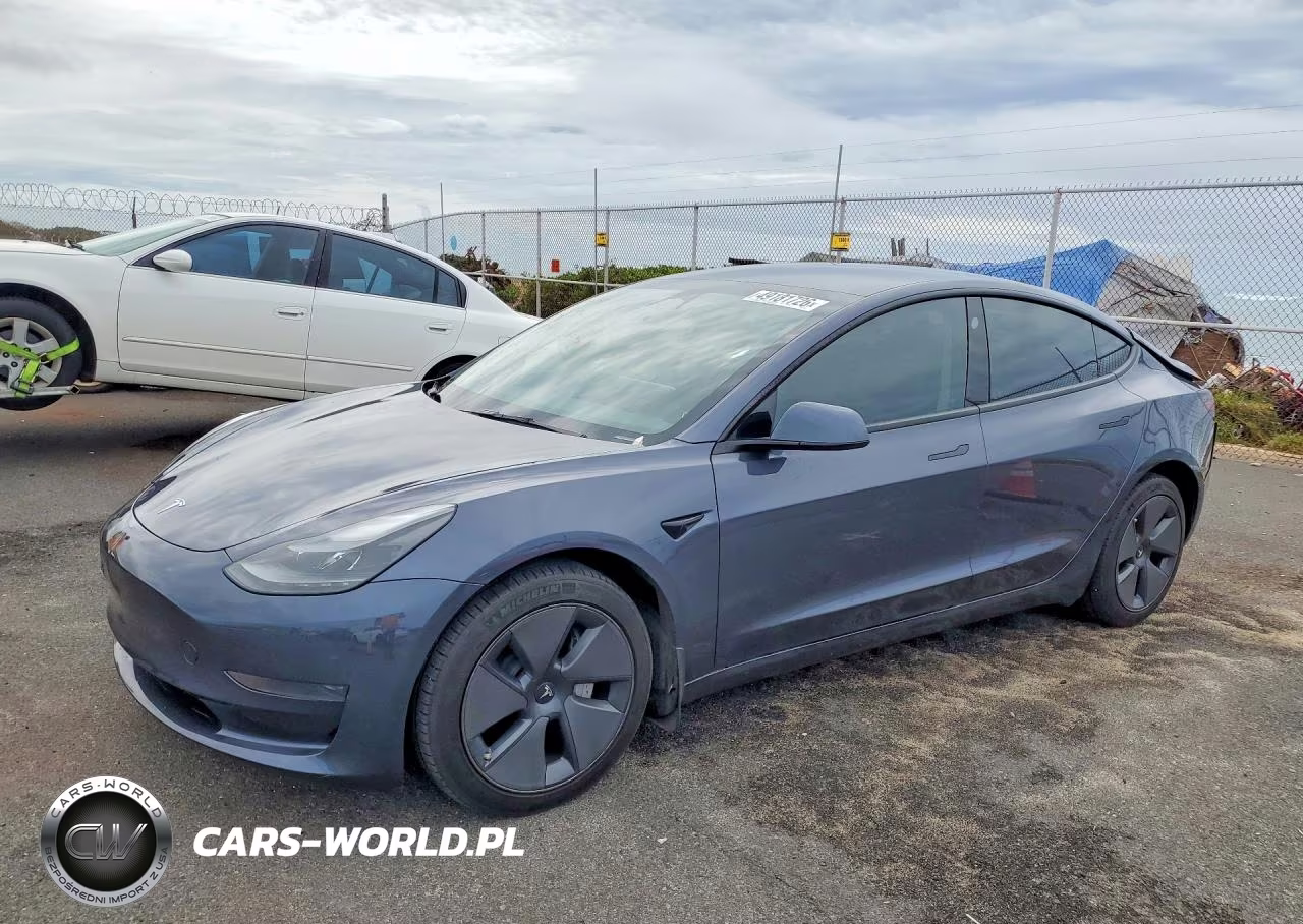 2023 Tesla Model 3 – zdjęcie 1 z 12