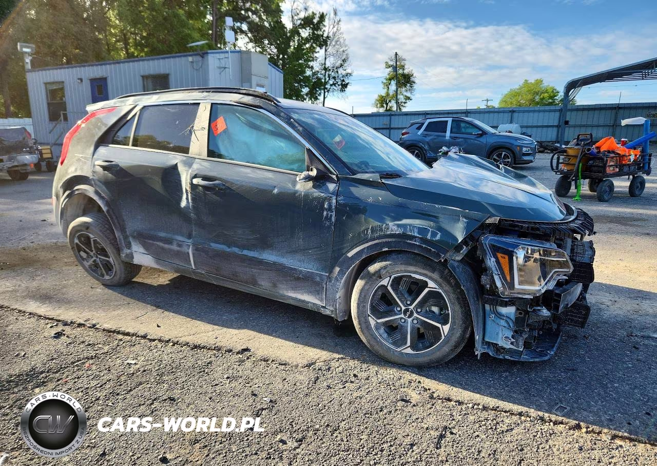 2025 Kia Niro Ex VIN:KNDCR3LEXS5235796 - 4