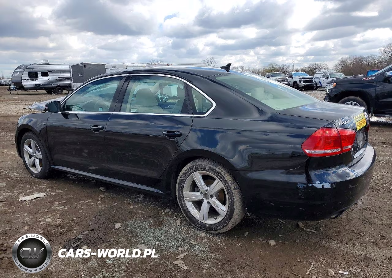 2015 Volkswagen Passat S VIN:1VWAS7A37FC094768 - 2