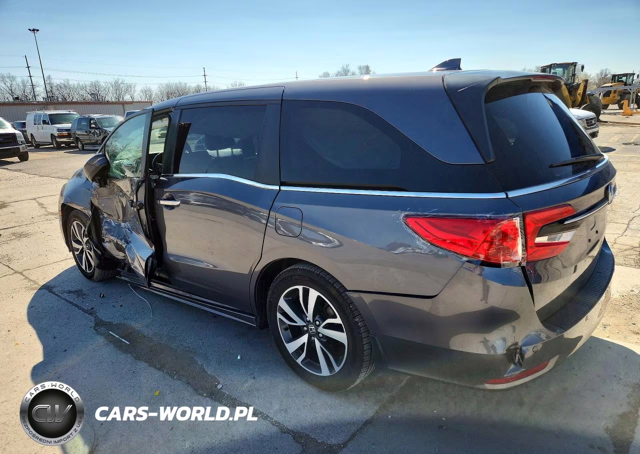 2021 Honda Odyssey Touring VIN:5FNRL6H88MB016613 - 2