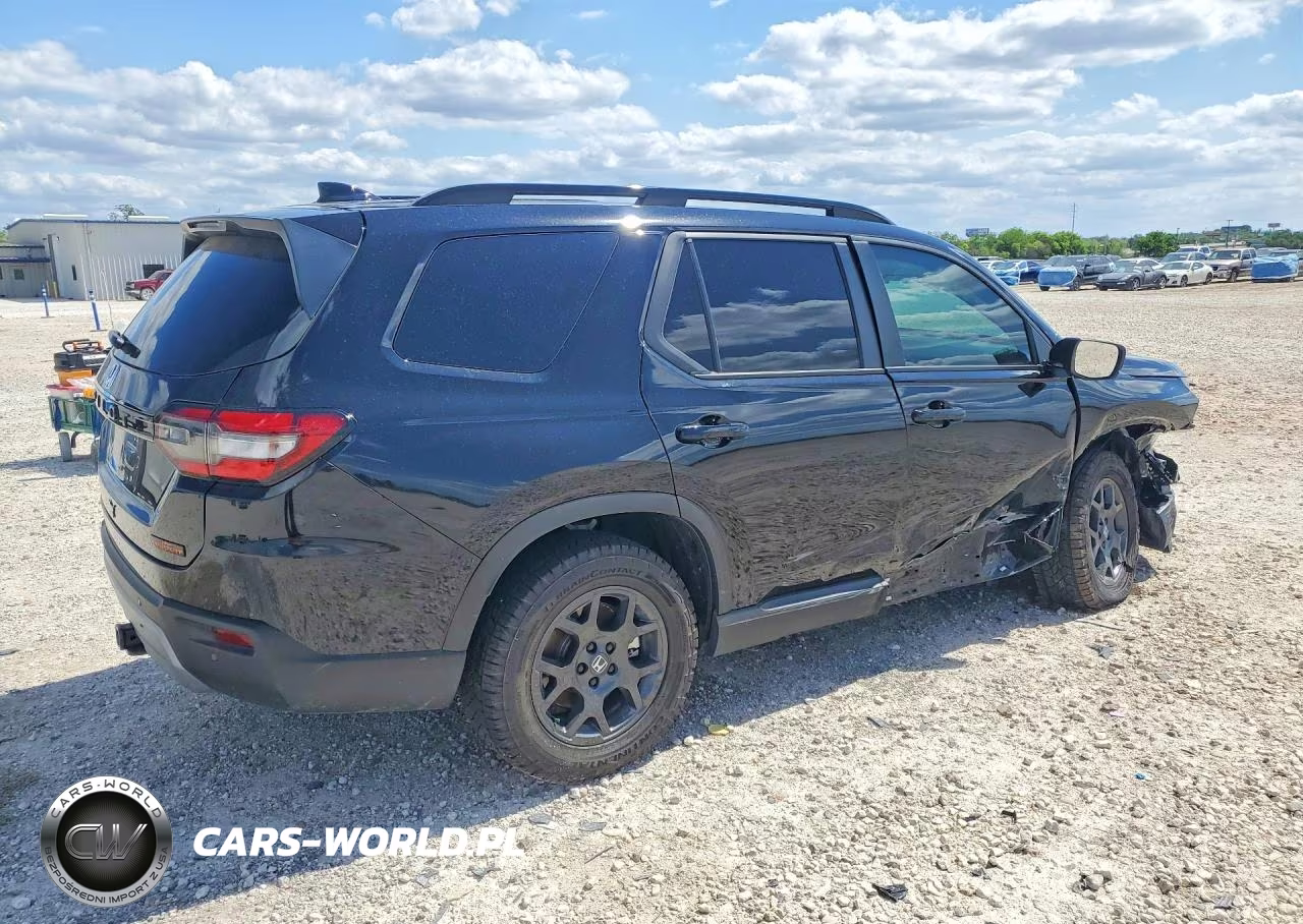 2025 Honda Pilot Trailsport VIN:5FNYG1H62SB144022 - 3