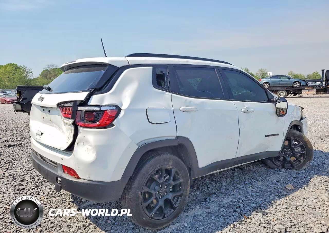 2025 Jeep Compass Latitude VIN:3C4NJDBN8ST559563 - 3