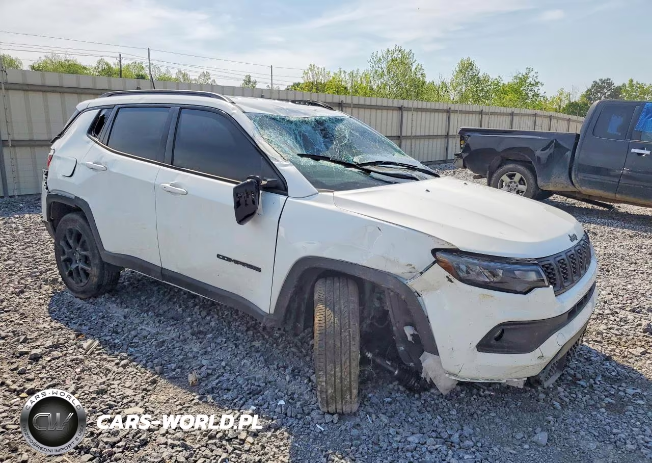 2025 Jeep Compass Latitude VIN:3C4NJDBN8ST559563 - 4