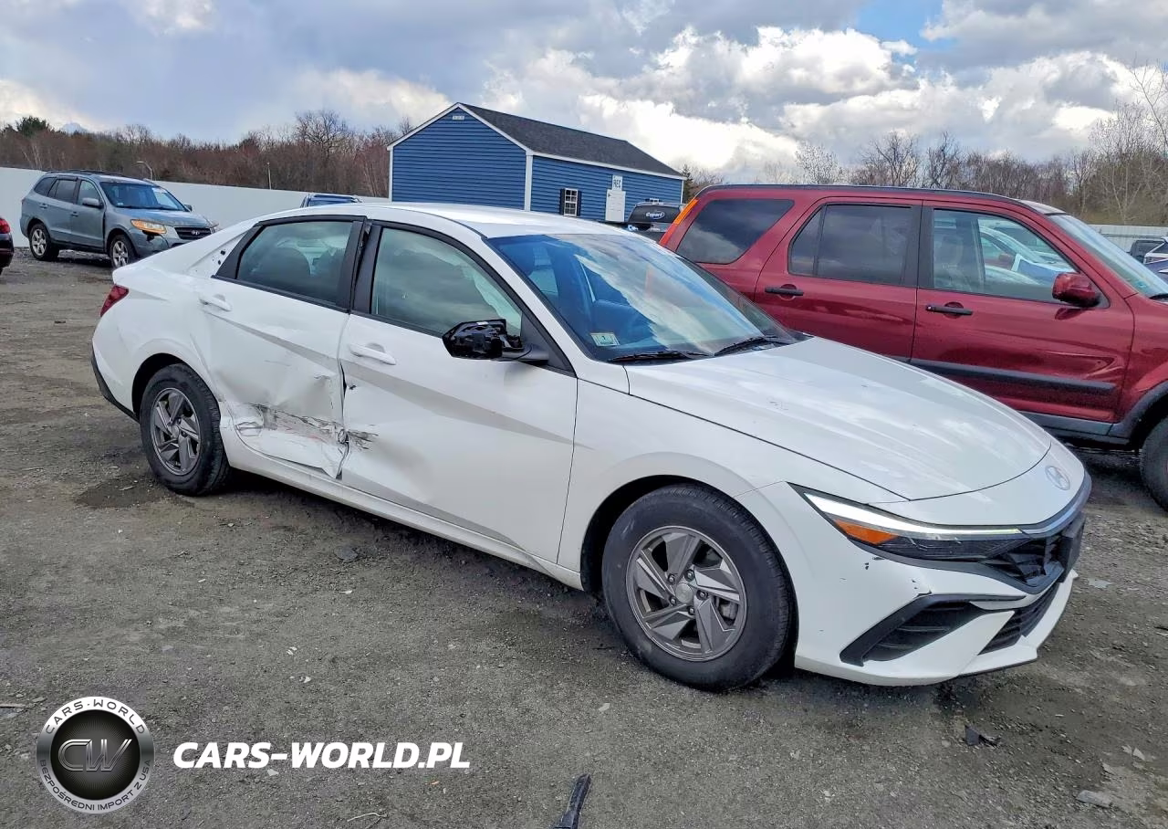 2024 Hyundai Elantra Se VIN:KMHLL4DG6RU843804 - 4