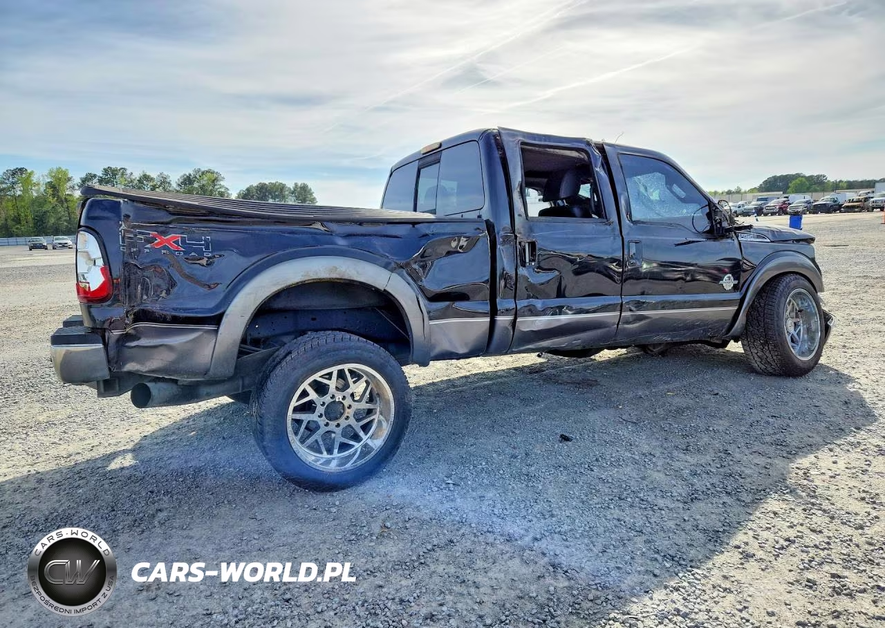 2011 Ford F250 Super Duty VIN:1FT7W2BTXBEB03819 - 3