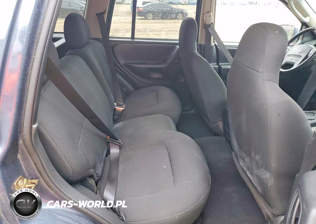 2004 Jeep Grand Cherokee Laredo VIN:1J4GX48S34C197221 - 10