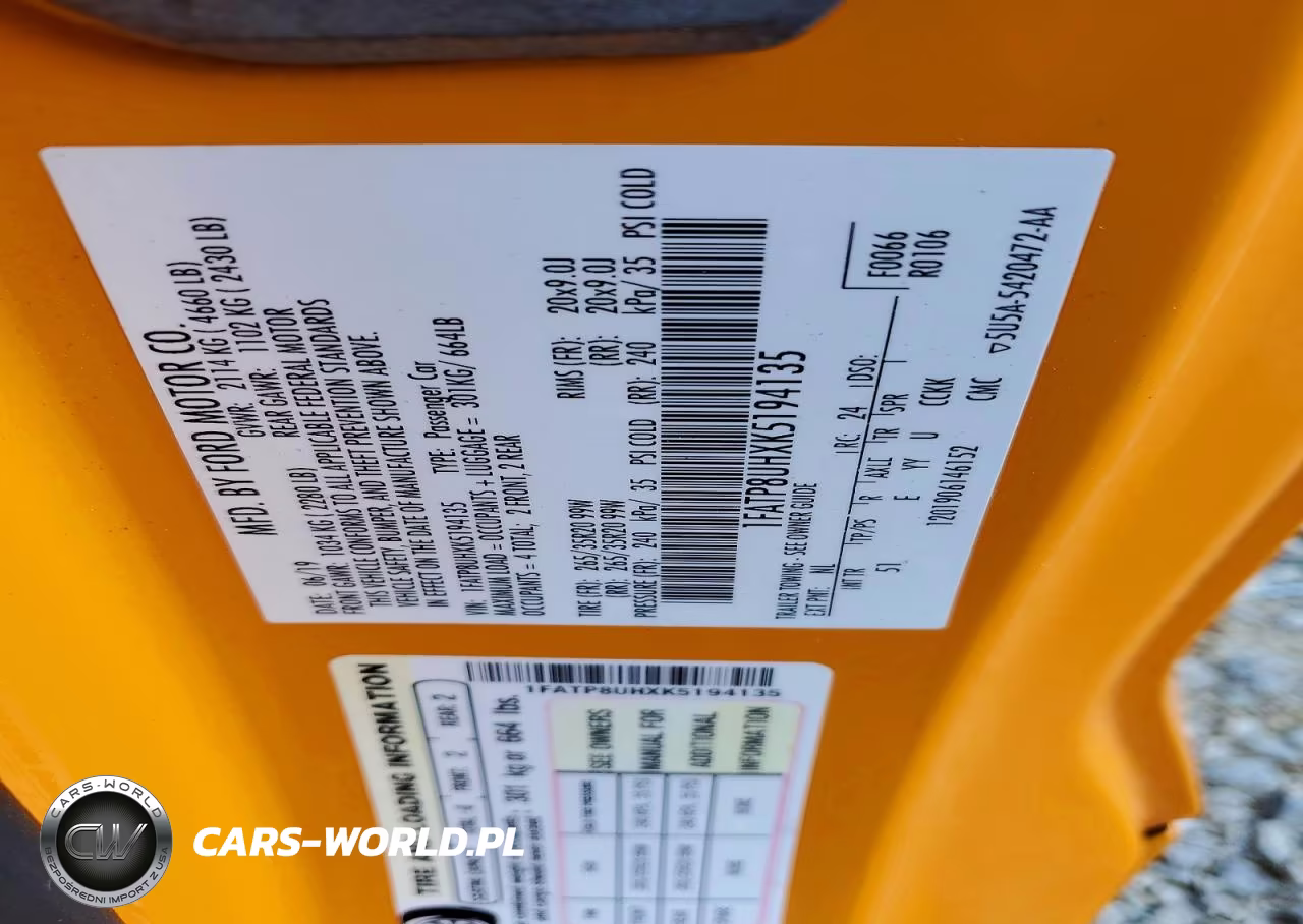 2019 Ford Mustang VIN:1FATP8UHXK5194135 - 13