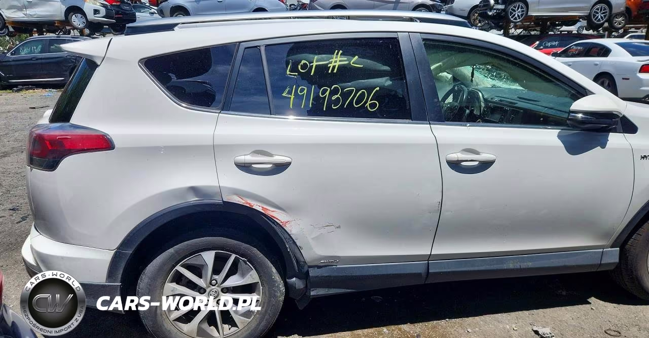 2017 Toyota Rav4 Hybrid Xle VIN:JTMRJREV4HD098208 - 10