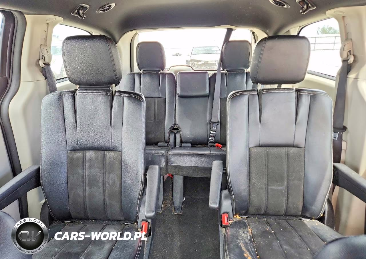 2019 Dodge Grand Caravan Sxt VIN:2C4RDGCG6KR693548 - 10