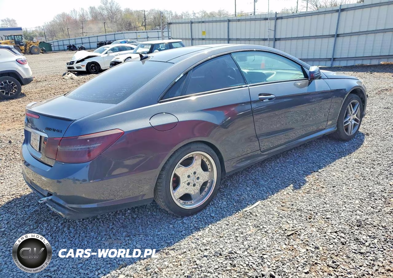 2012 Mercedes-Benz E 550 VIN:WDDKJ7DB1CF159398 - 3