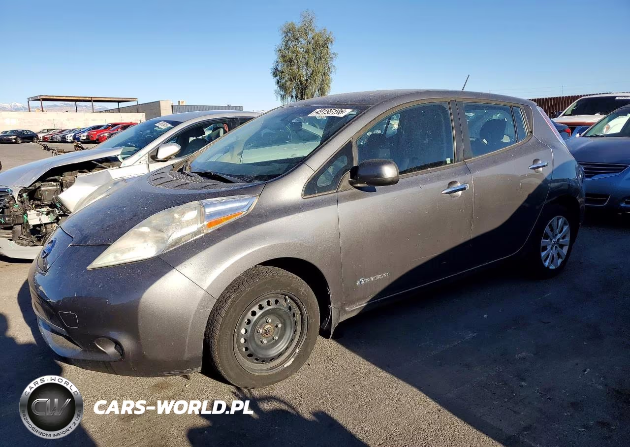 2016 Nissan Leaf S-24