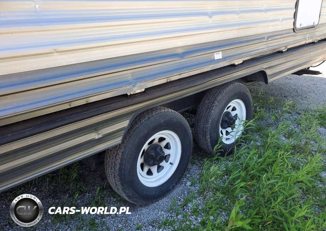 2015 Forest River Grey Wolf Camper VIN:4X4TCKB26FK026382 - 8