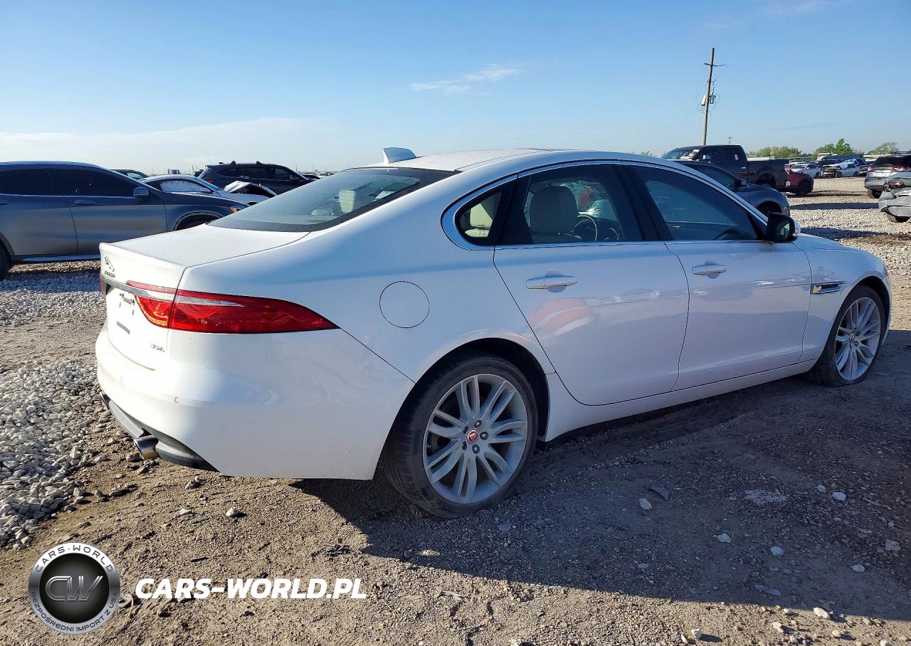 2016 Jaguar Xf Prestige VIN:SAJBE4BV5GCY03777 - 3