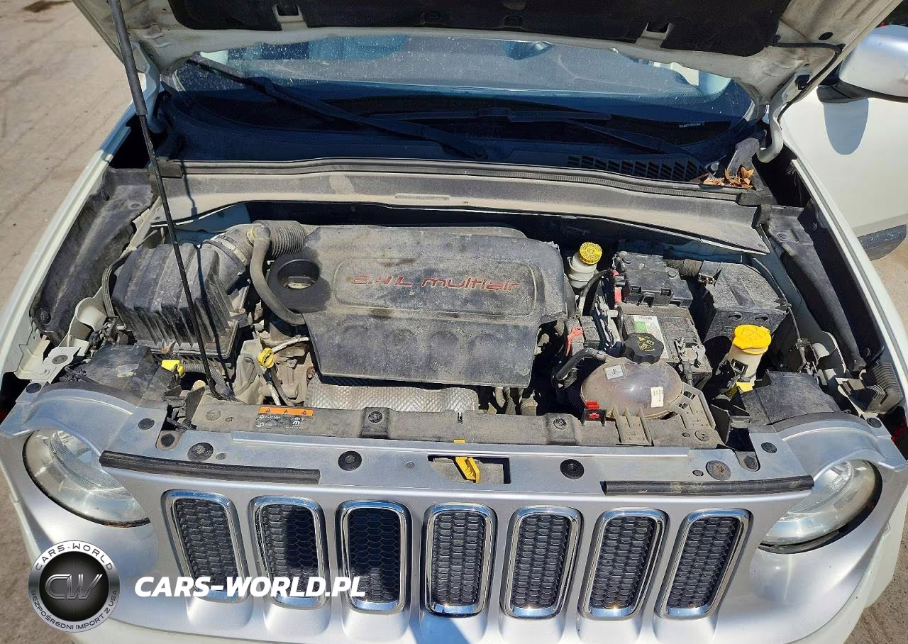 2016 Jeep Renegade Limited VIN:ZACCJBDT1GPD13945 - 12