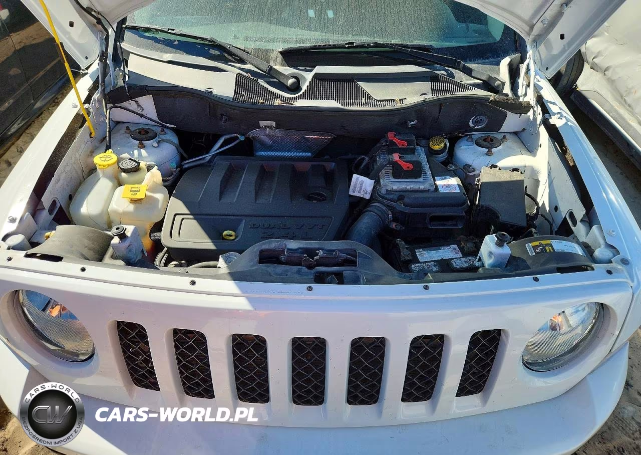 2016 Jeep Patriot Sport VIN:1C4NJRBB3GD690304 - 12