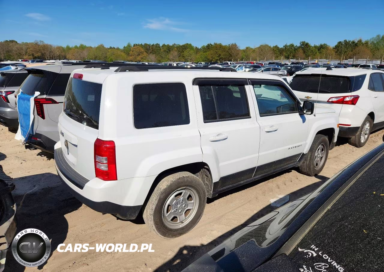 2016 Jeep Patriot Sport VIN:1C4NJRBB3GD690304 - 3