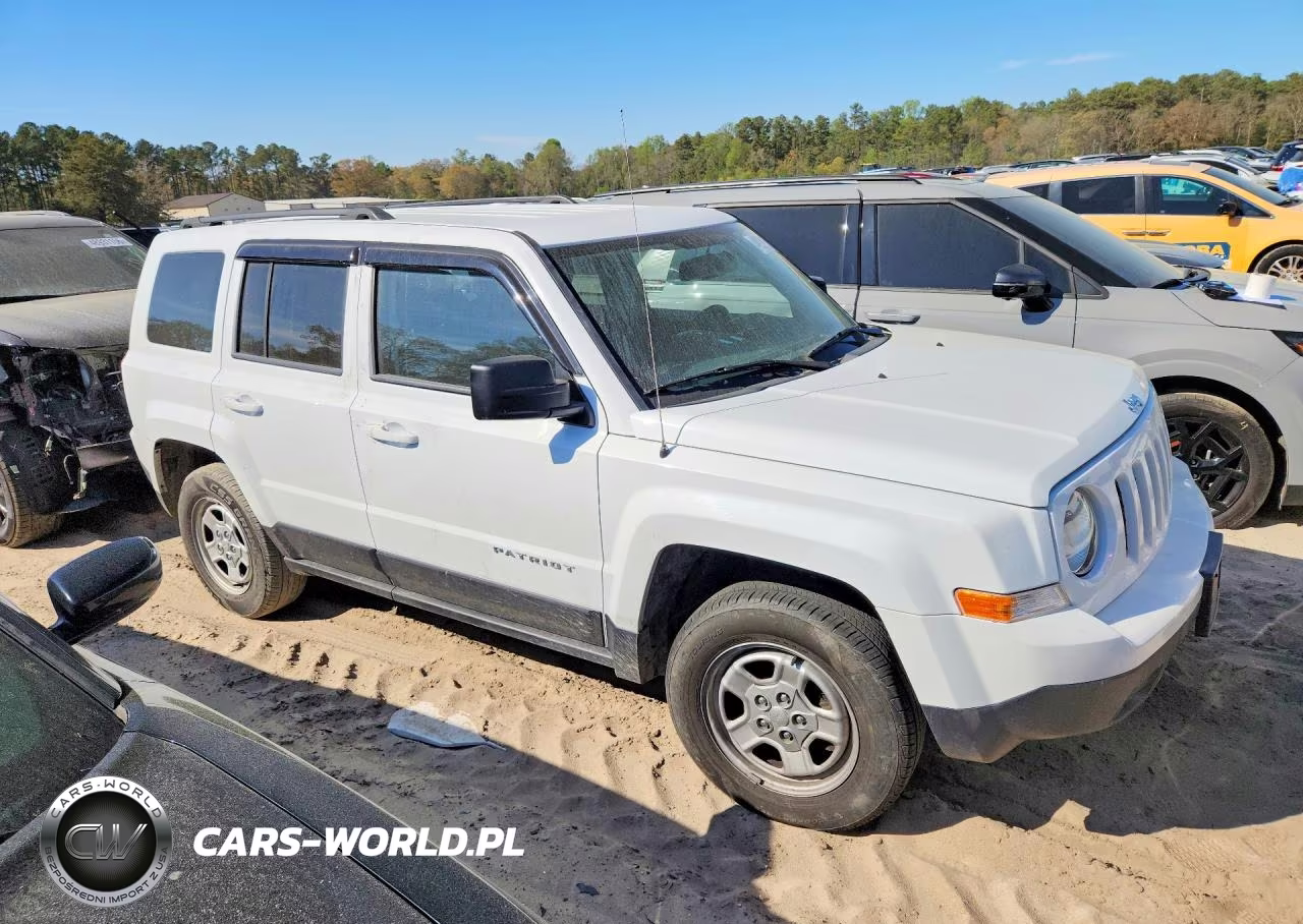 2016 Jeep Patriot Sport VIN:1C4NJRBB3GD690304 - 4