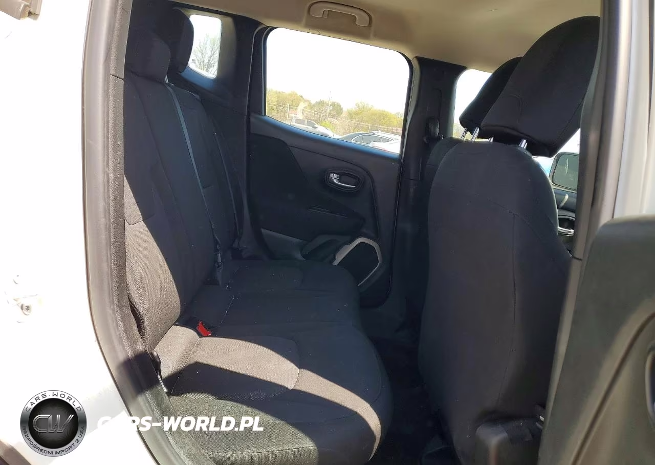 2015 Jeep Renegade Sport VIN:ZACCJAAT7FPB39005 - 11