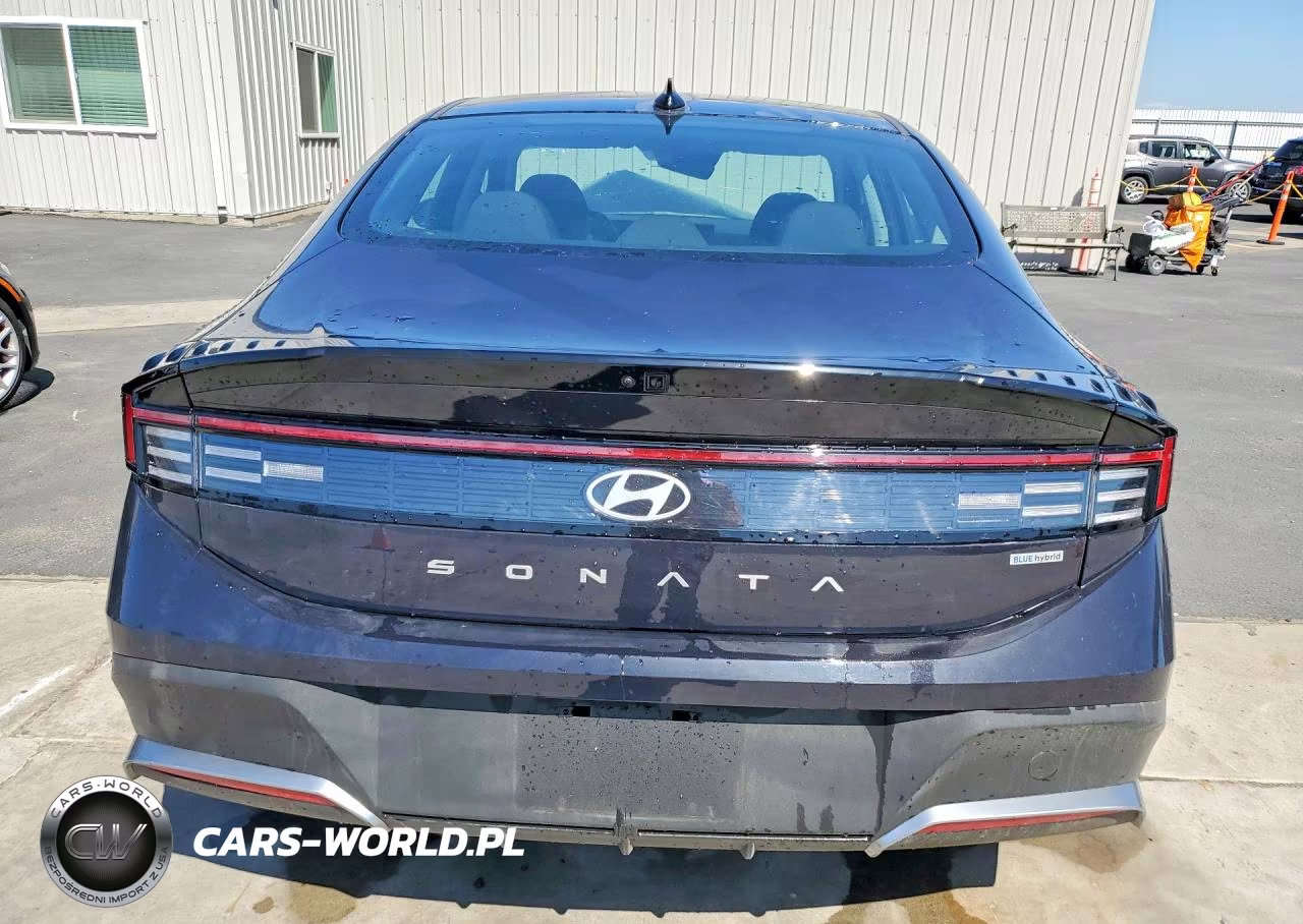 2026 Hyundai Sonata Hybrid Blue VIN:KMHL24JJ1TA143233 - 6