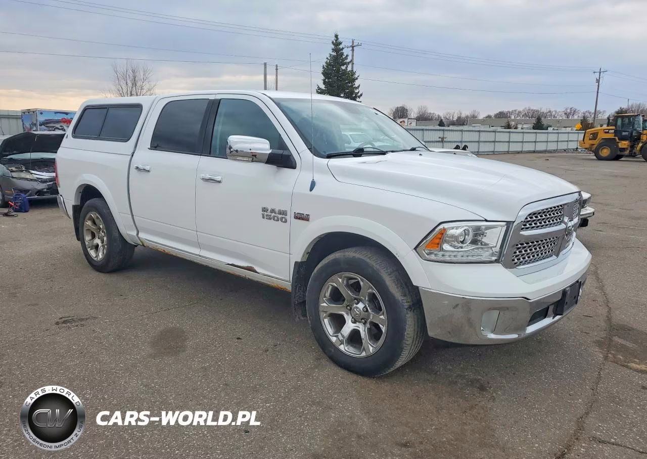 2013 Ram 1500 Laramie VIN:1C6RR7NT0DS572261 - 4