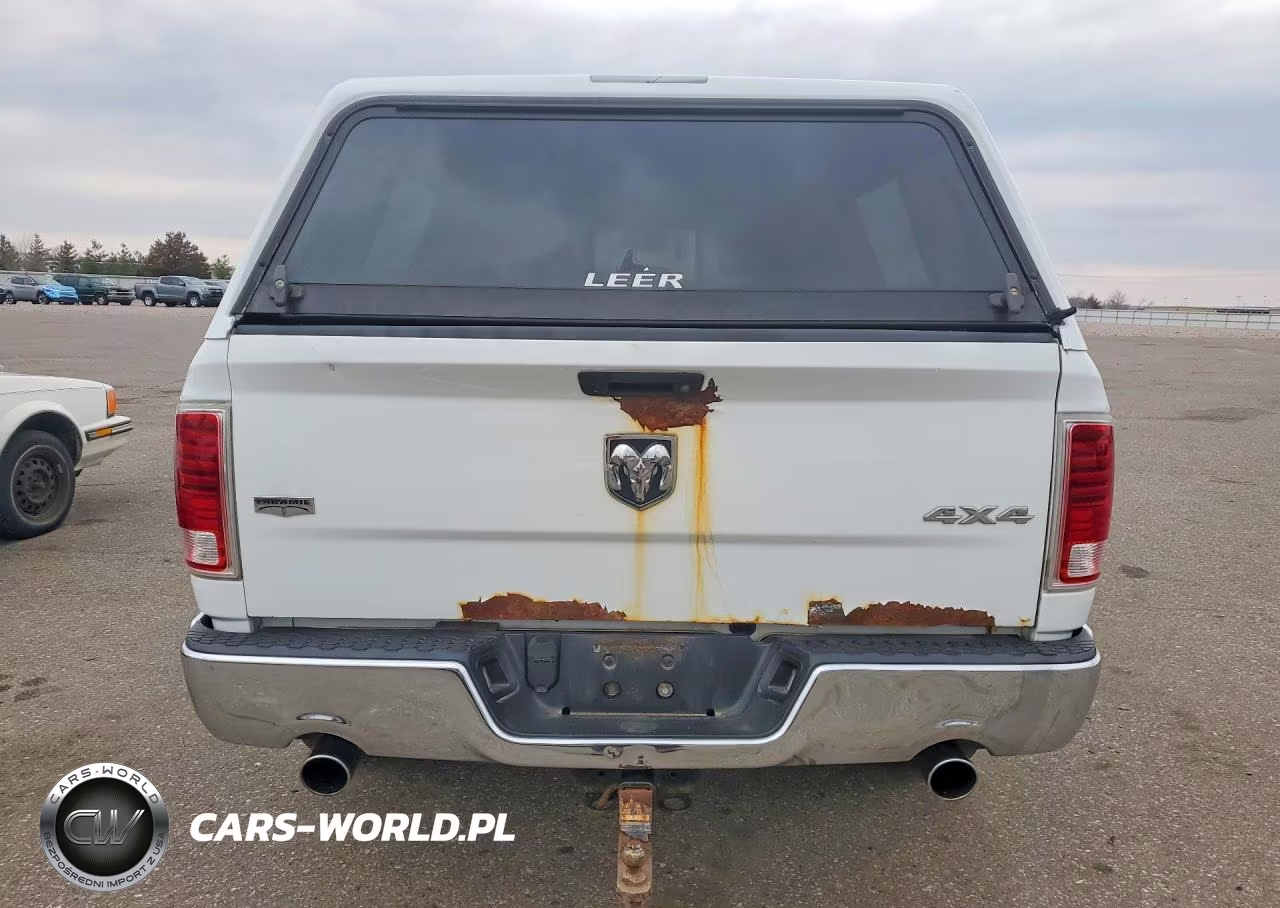 2013 Ram 1500 Laramie VIN:1C6RR7NT0DS572261 - 6