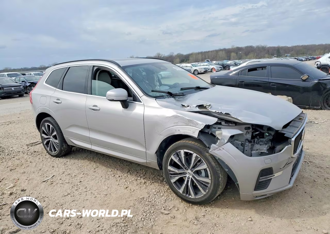 2022 Volvo Xc60 B5 Momentum VIN:YV4L12RK4N1064888 - 4