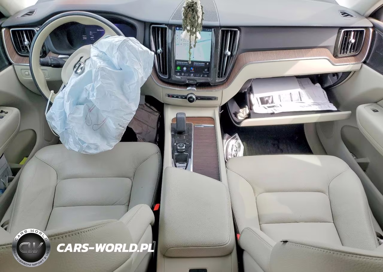 2022 Volvo Xc60 B5 Momentum VIN:YV4L12RK4N1064888 - 8
