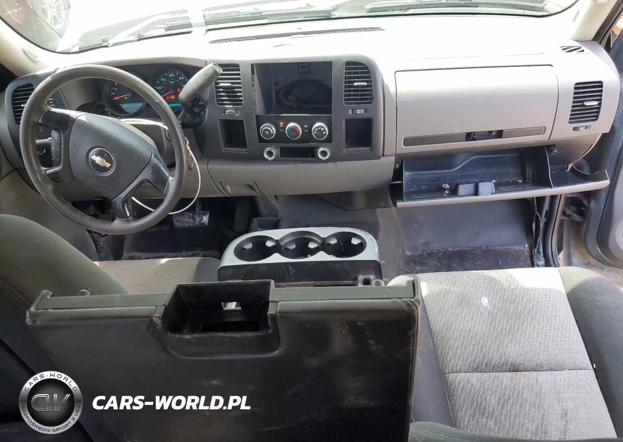 2008 Chevrolet Silverado K1500 VIN:2GCEK190281100688 - 8