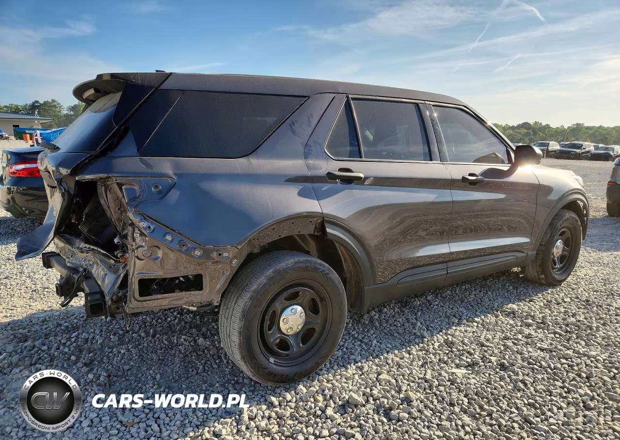 2023 Ford Explorer Police Interceptor VIN:1FM5K8AW7PNA03374 - 3
