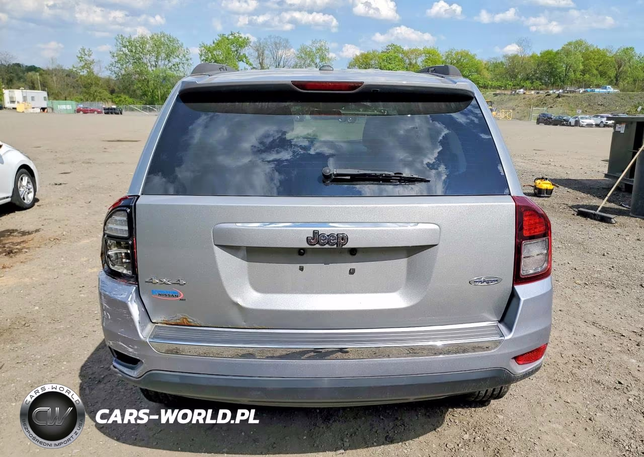 2015 Jeep Compass Latitude VIN:1C4NJDEB4FD162364 - 6